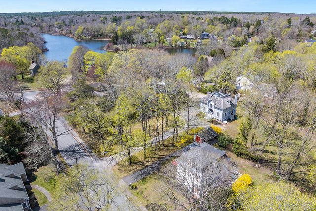 14 School Street, Sandwich, MA 02563