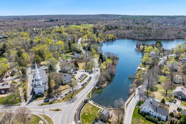 14 School Street, Sandwich, MA 02563