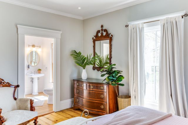 14 School Street, Sandwich, MA 02563