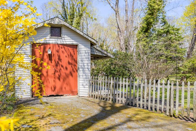14 School Street, Sandwich, MA 02563