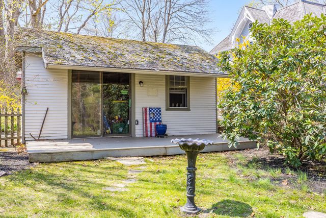 14 School Street, Sandwich, MA 02563