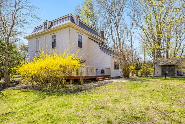 14 School Street, Sandwich, MA 02563