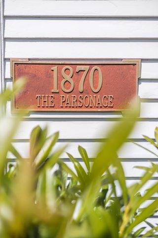14 School Street, Sandwich, MA 02563