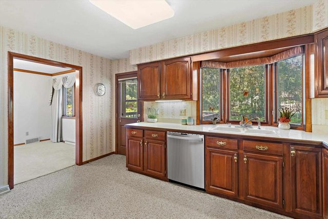 5905 South Hill Drive, Madison, WI 53705