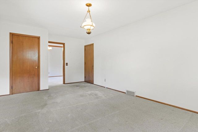 5905 South Hill Drive, Madison, WI 53705
