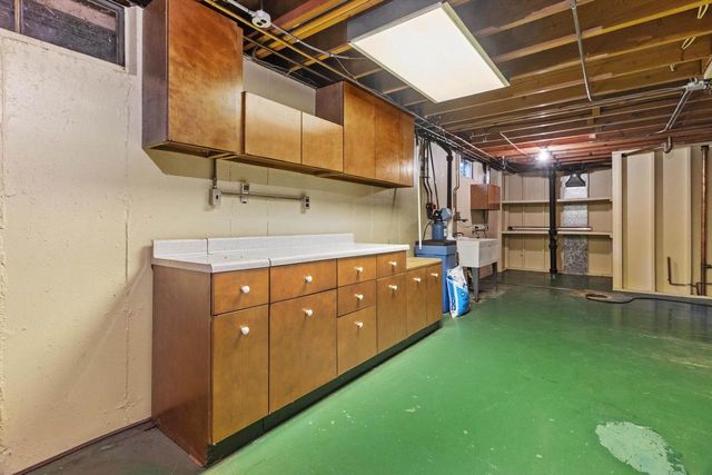 5905 South Hill Drive, Madison, WI 53705