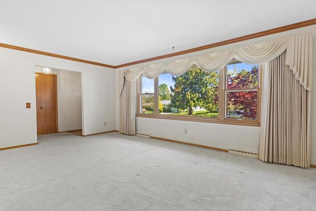 5905 South Hill Drive, Madison, WI 53705