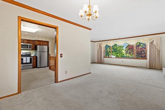 5905 South Hill Drive, Madison, WI 53705