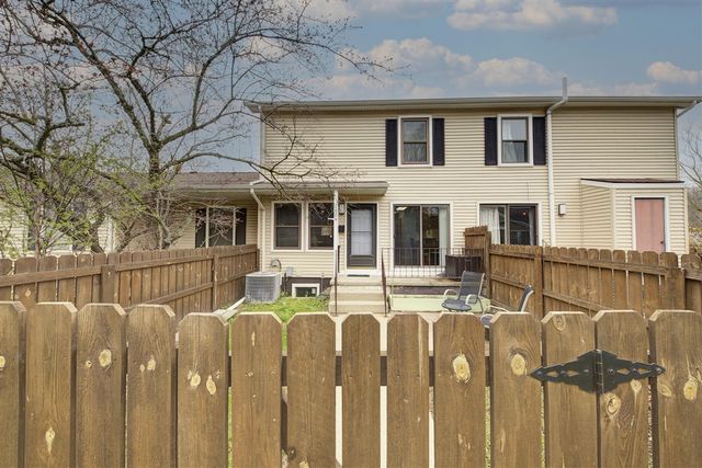 2824 Roundtree Boulevard, Ypsilanti, MI 48197