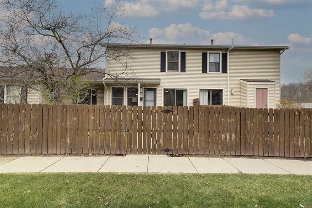 2824 Roundtree Boulevard, Ypsilanti, MI 48197