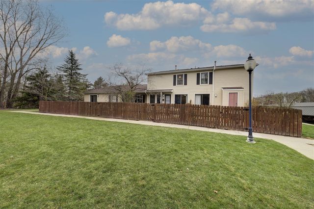 2824 Roundtree Boulevard, Ypsilanti, MI 48197