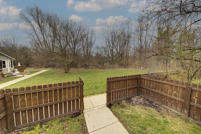 2824 Roundtree Boulevard, Ypsilanti, MI 48197