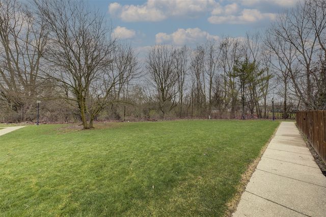 2824 Roundtree Boulevard, Ypsilanti, MI 48197