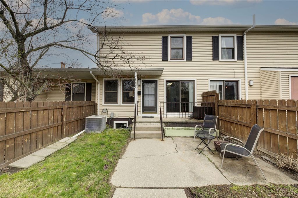 2824 Roundtree Boulevard, Ypsilanti, MI 48197
