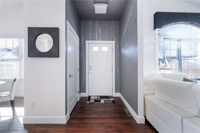 4300 Westford Place 12B, Canfield, OH 44406