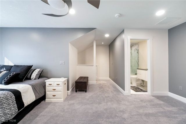 4300 Westford Place 12B, Canfield, OH 44406