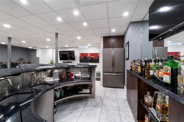 4300 Westford Place 12B, Canfield, OH 44406