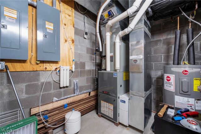 4300 Westford Place 12B, Canfield, OH 44406