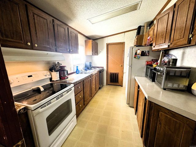 448 S 16th Avenue, Piggott, AR 72454