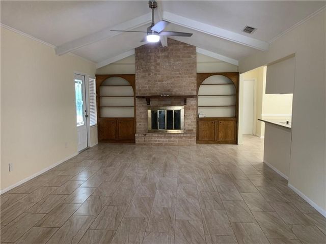 941 Egyptian Dr, Corpus Christi, TX 78412