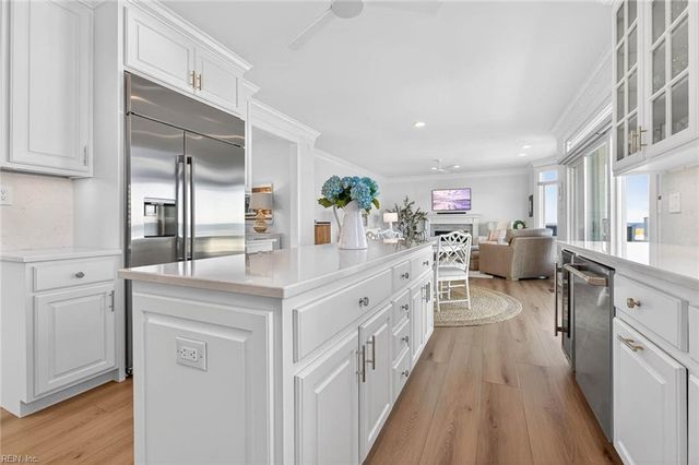 14 Bay Front PL, Hampton, VA 23664