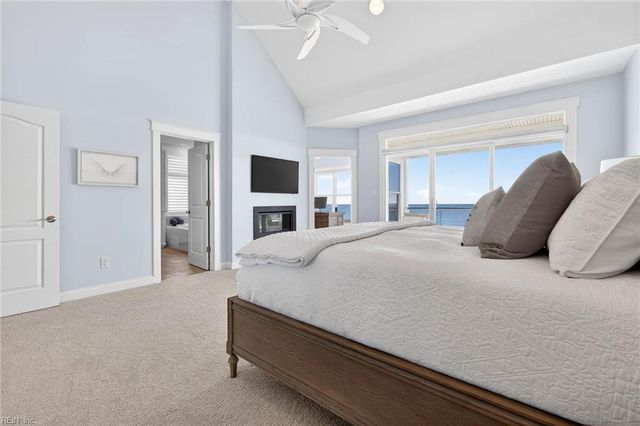 14 Bay Front PL, Hampton, VA 23664