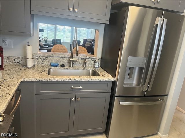 1580 Pine Valley DR 305, Fort Myers, FL 33907