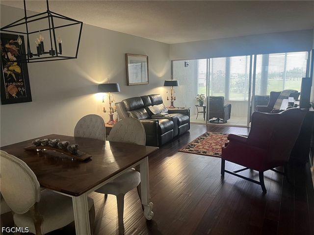 1580 Pine Valley DR 305, Fort Myers, FL 33907