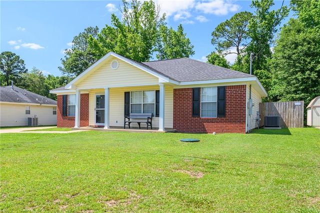 13590 Daniels Drive, Mobile, AL 36695