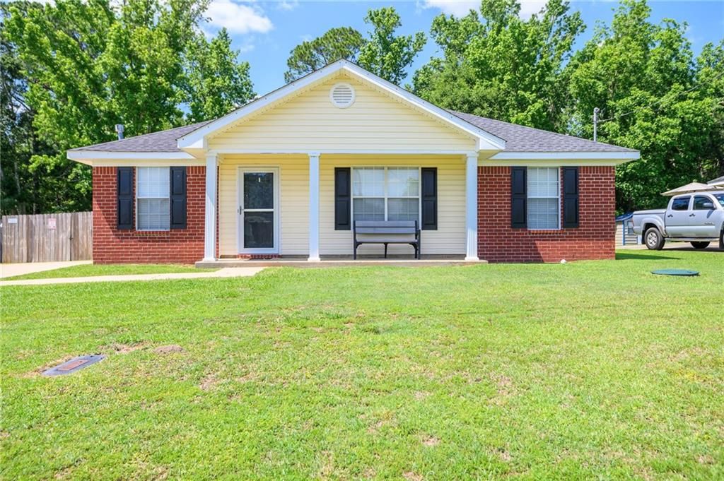 13590 Daniels Drive, Mobile, AL 36695
