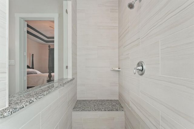 209 Bright Bluff Cir, Waller, TX 77484