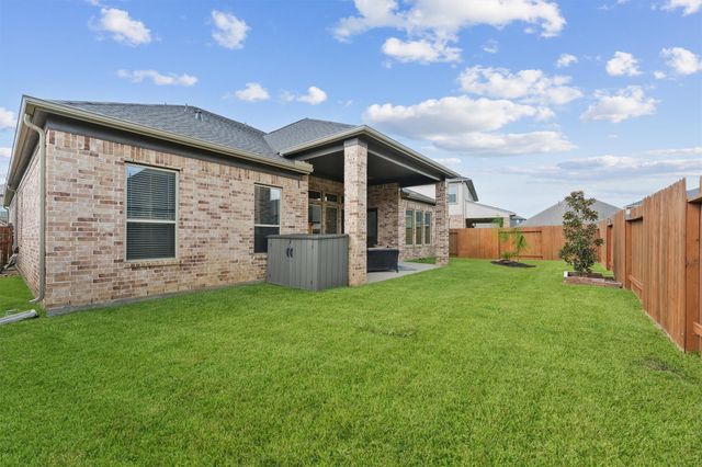 209 Bright Bluff Cir, Waller, TX 77484