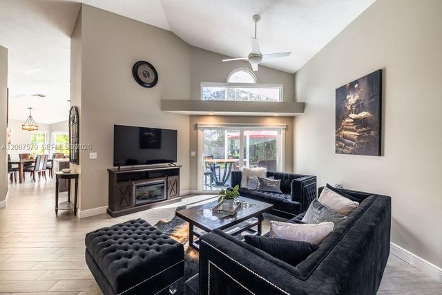 9330 Seagrape Drive, Vero Beach, FL 32963