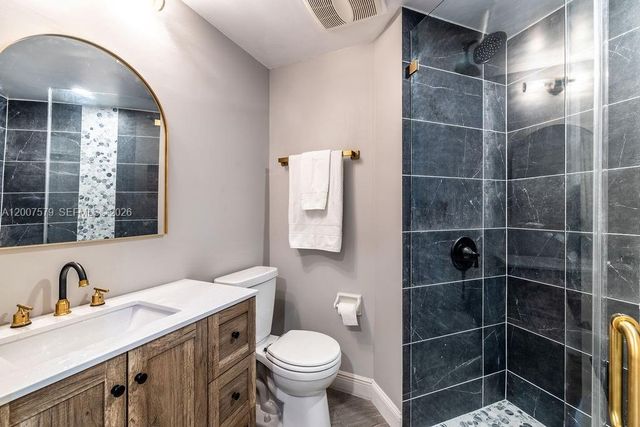 9330 Seagrape Drive, Vero Beach, FL 32963