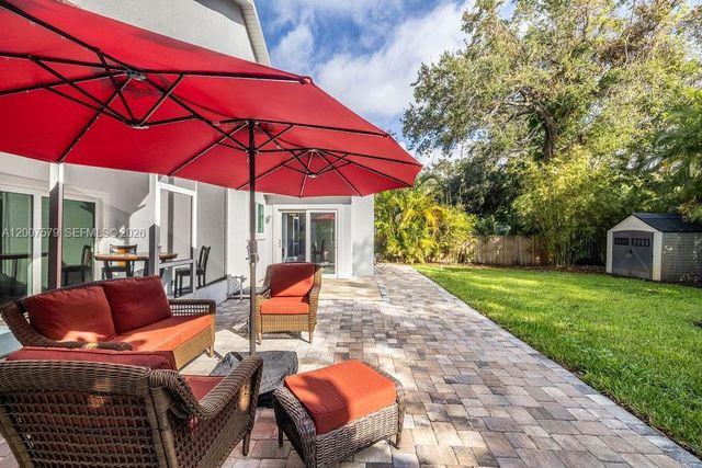 9330 Seagrape Drive, Vero Beach, FL 32963