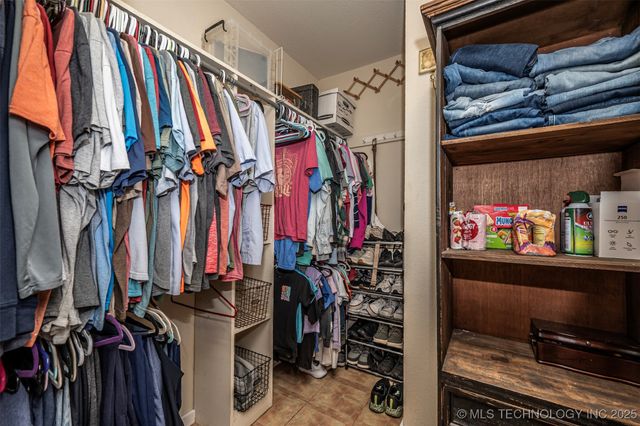 1820 W 14th Street, Sulphur, OK 73086