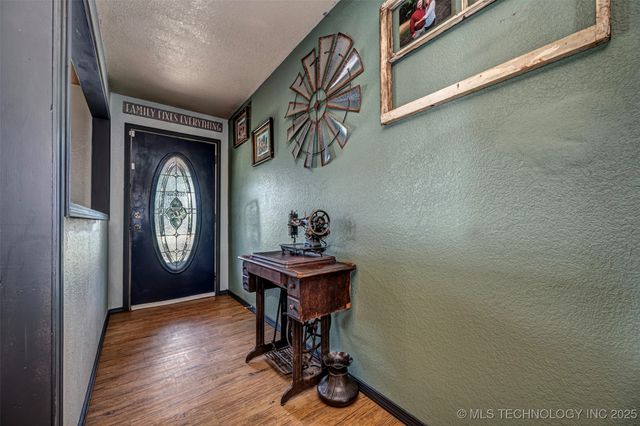 1820 W 14th Street, Sulphur, OK 73086