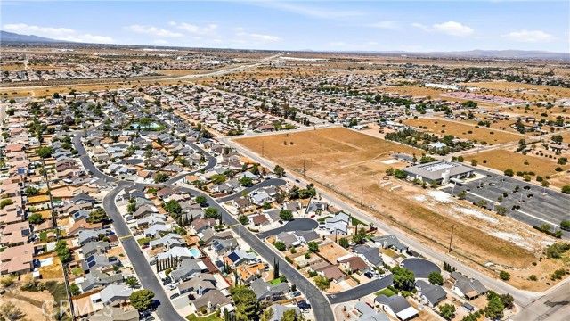 9154 Cherrywood Lane, Hesperia, CA 92344