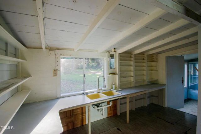 21420 S Petaluma Avenue, Fort Bragg, CA 95437