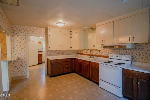 21420 S Petaluma Avenue, Fort Bragg, CA 95437