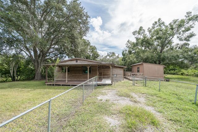 10011 E SLIGH AVENUE, Tampa, FL 33610