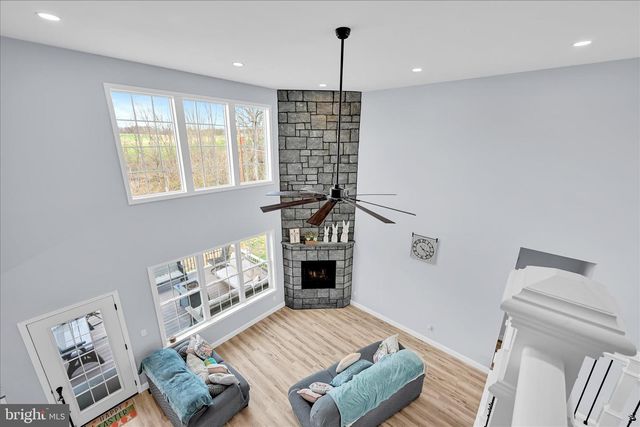 2739 CEDAR RUN RD, Lebanon, PA 17046