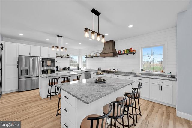 2739 CEDAR RUN RD, Lebanon, PA 17046
