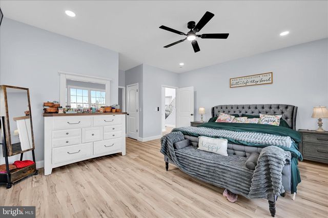 2739 CEDAR RUN RD, Lebanon, PA 17046