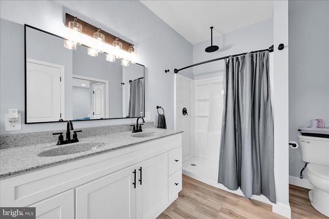 2739 CEDAR RUN RD, Lebanon, PA 17046