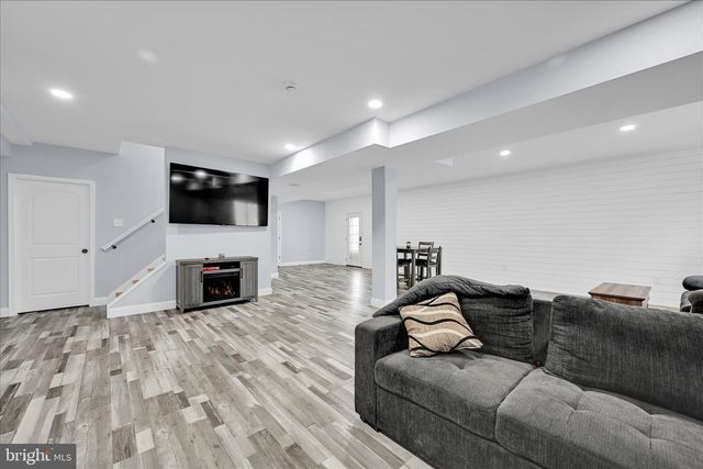 2739 CEDAR RUN RD, Lebanon, PA 17046