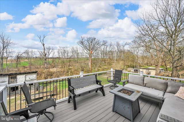 2739 CEDAR RUN RD, Lebanon, PA 17046