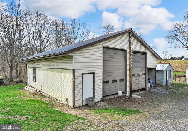 2739 CEDAR RUN RD, Lebanon, PA 17046