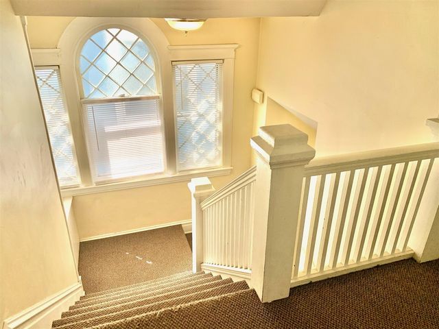 117 W Dutton Street, Kalamazoo, MI 49007