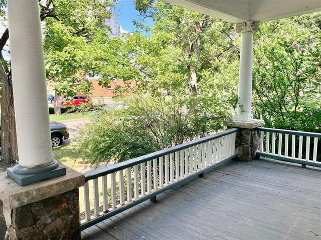 117 W Dutton Street, Kalamazoo, MI 49007